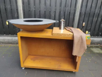 Dutch Fire Pit Combi met woodblock en zwenkwielen 830mm