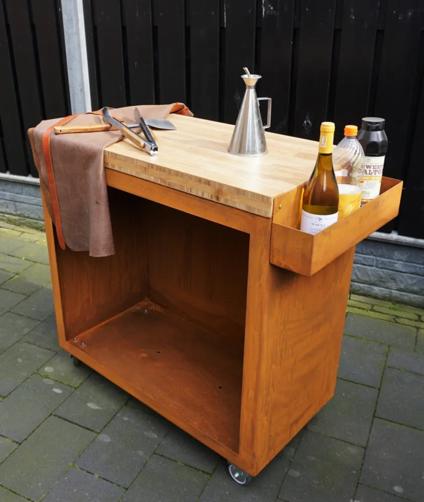 Tafel woodblock met zwenkwielen